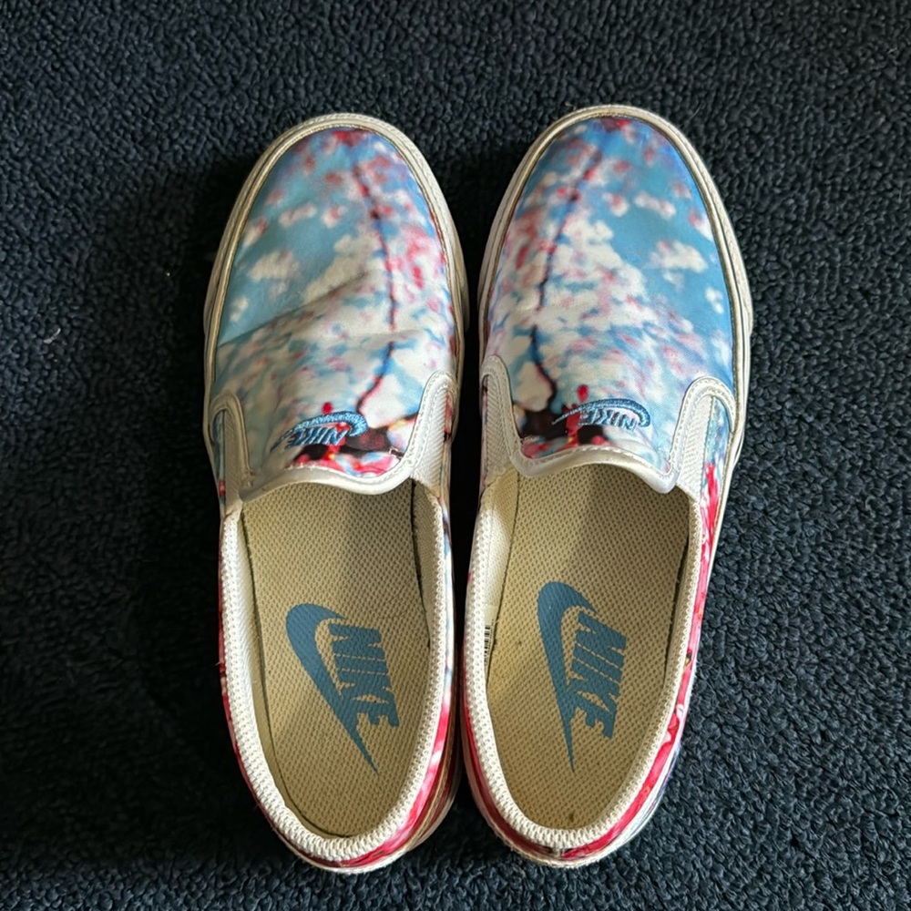 Nike Slip-on’s